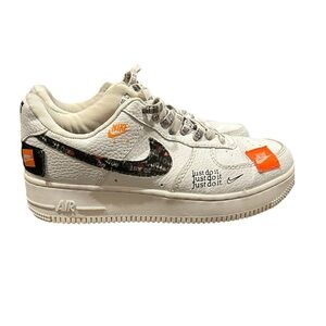 Nike Men's White Orange Graphic Air Force 1 Sneakers